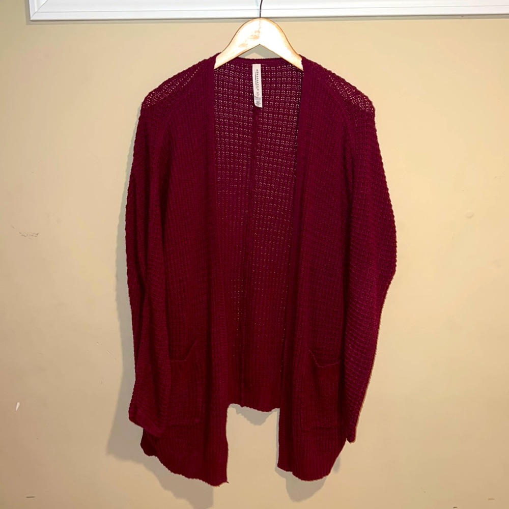 Maroon knit sweater